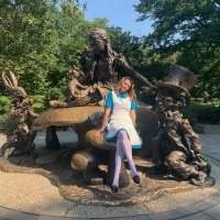 Alice au parc des merveilles : une chasse au trésor insolite familiale