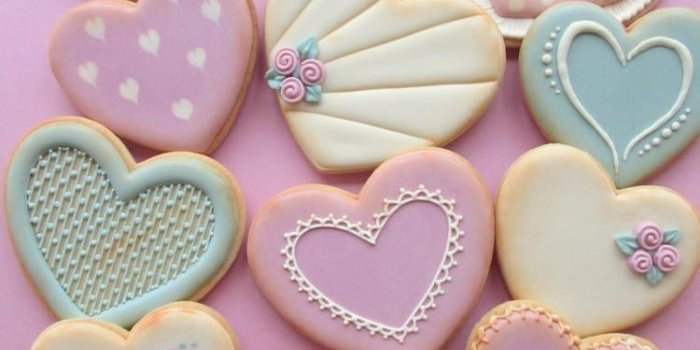 Rendez-vous impromptu : Décoration de biscuits pour la St Valentin.